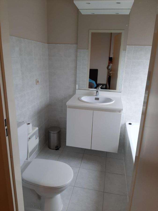 Appartement vlakbij zee en duinen Bredene Buitenkant foto